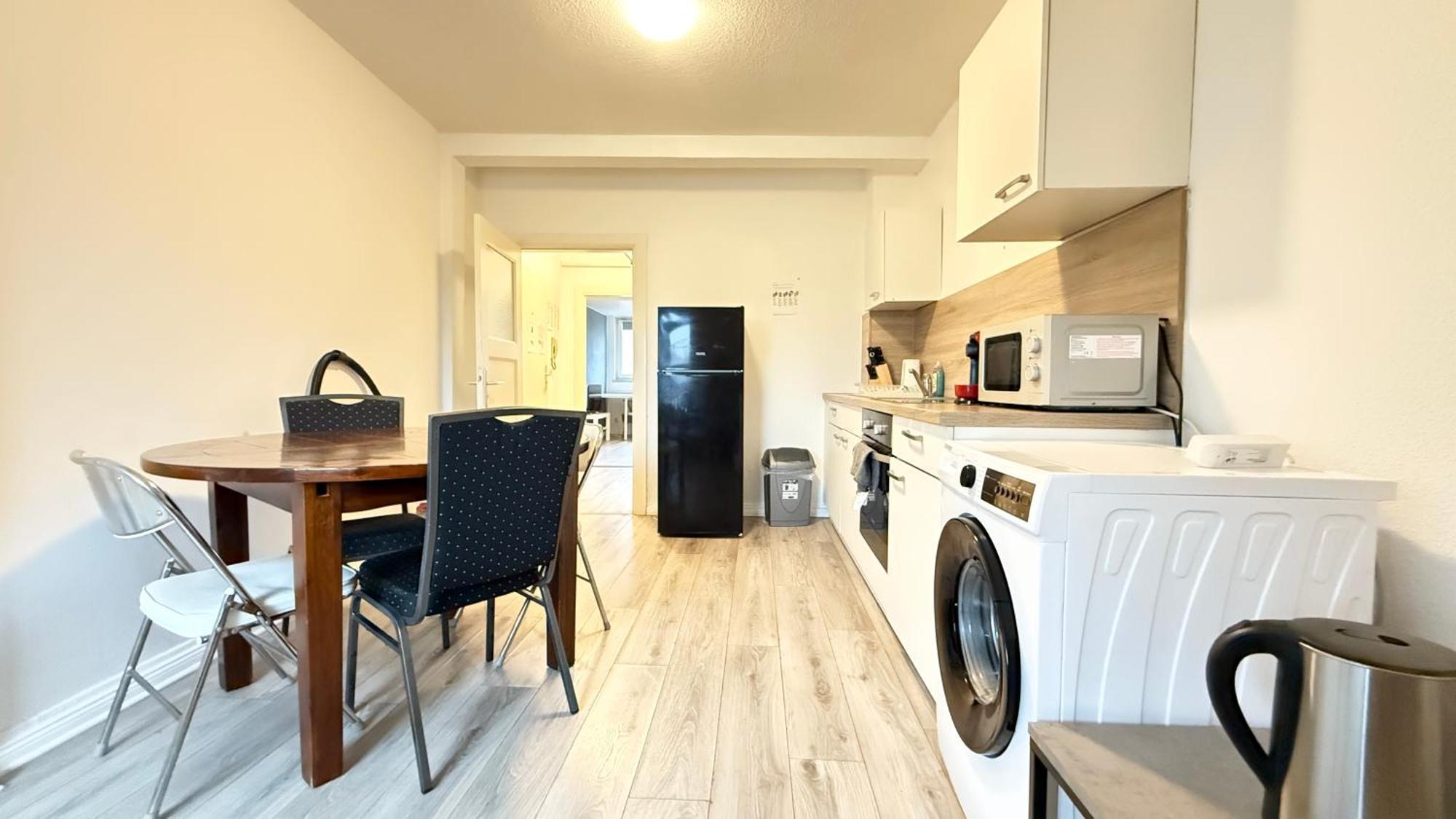 Apartments Im Herzen Von Neumuenster Innenstadt & Hbf Fusslaeufig, Mit Privatparkplatz Exterior foto
