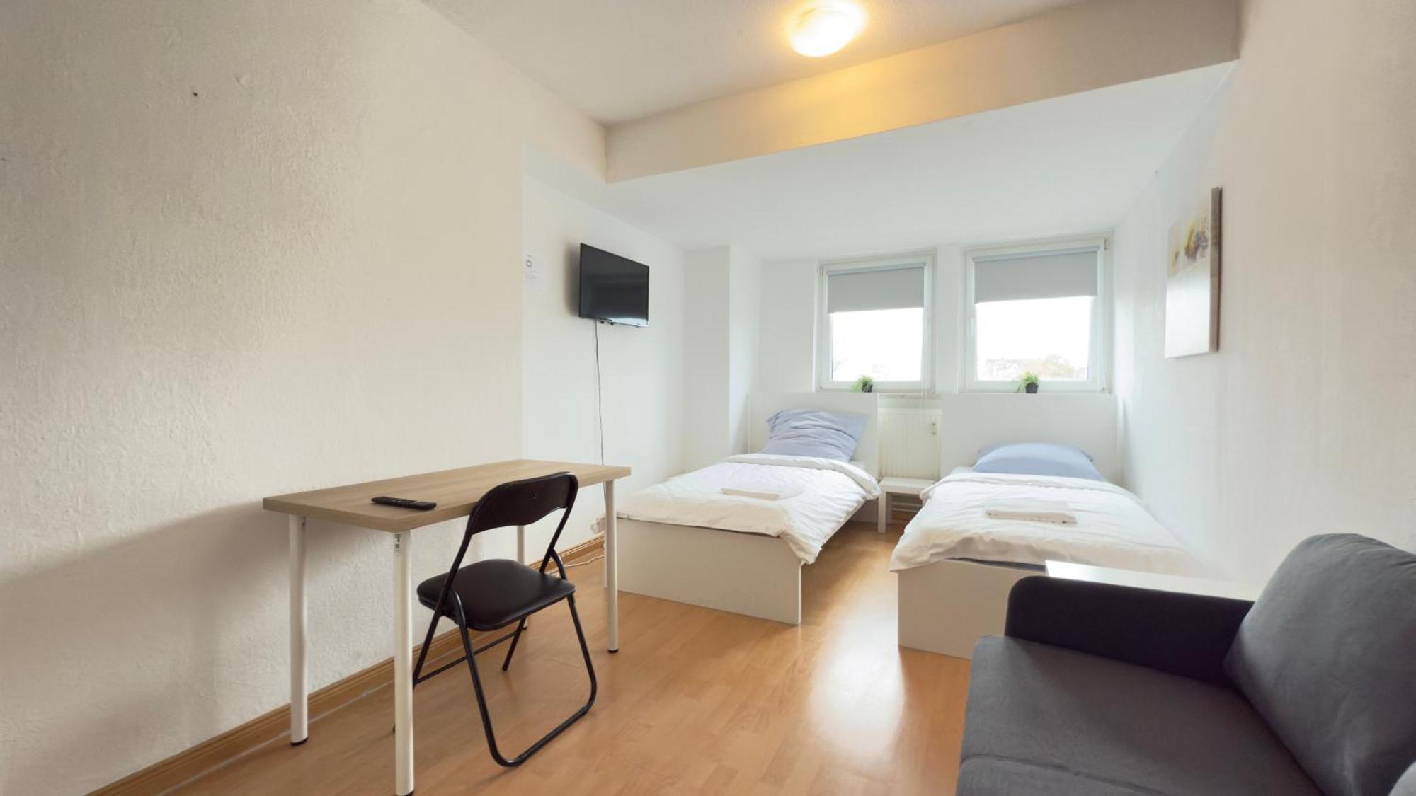 Apartments Im Herzen Von Neumuenster Innenstadt & Hbf Fusslaeufig, Mit Privatparkplatz Exterior foto
