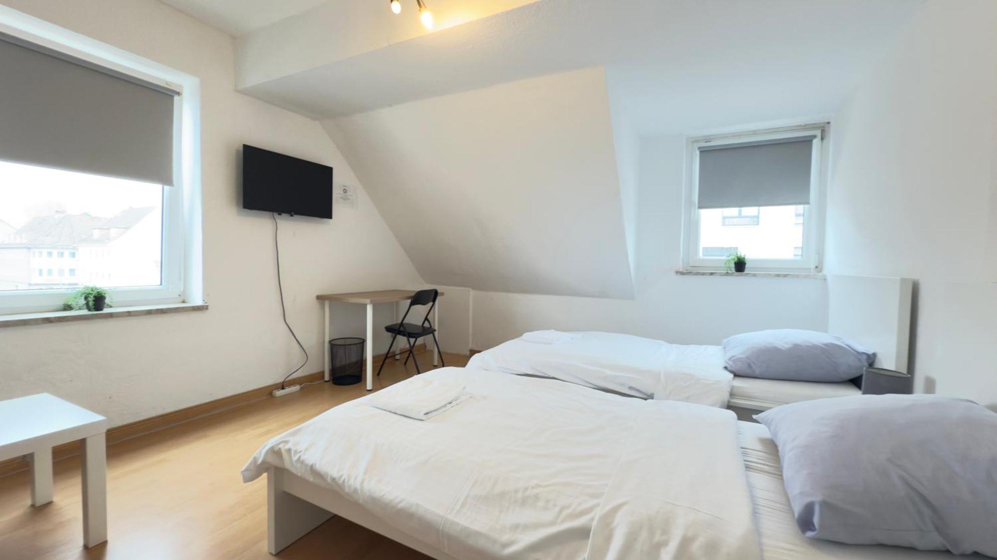 Apartments Im Herzen Von Neumuenster Innenstadt & Hbf Fusslaeufig, Mit Privatparkplatz Exterior foto